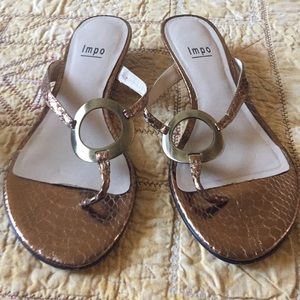 Brown copper sandals